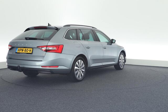 Skoda SUPERB Combi 1.4 TSI 218pk iV Business Edition Plus Trekhaak Camera Memory Stoelverwarming