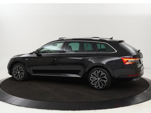 Skoda SUPERB 1.4 TSI iV Laurin & Klement | Panoramadak | Leder | Adaptive cruise | Canton Sound | Stoelverwarming | Standkachel | Carplay | Camera | Full LED | Memory