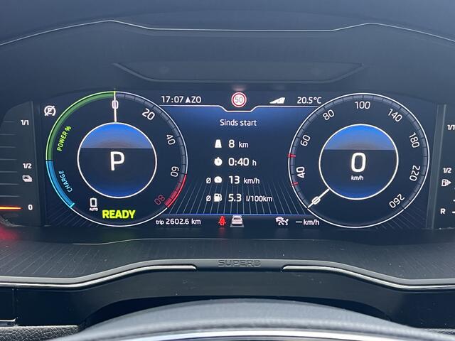 Skoda SUPERB Combi 1.4 TSI iV Laurin & Klement