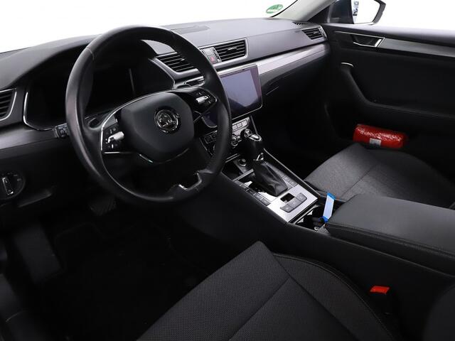 Skoda SUPERB Combi 1.4 TSI iV Business Edition Plus | LED | Stoelverwarming V + A | Elek. stoelen | ACC 11-2020 57.044 KM