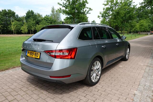 Skoda SUPERB Combi 1.5 TSI ACT Business Edition Plus | Stoelverwarming | Stuurwiel verw. | CarPlay | Camera |