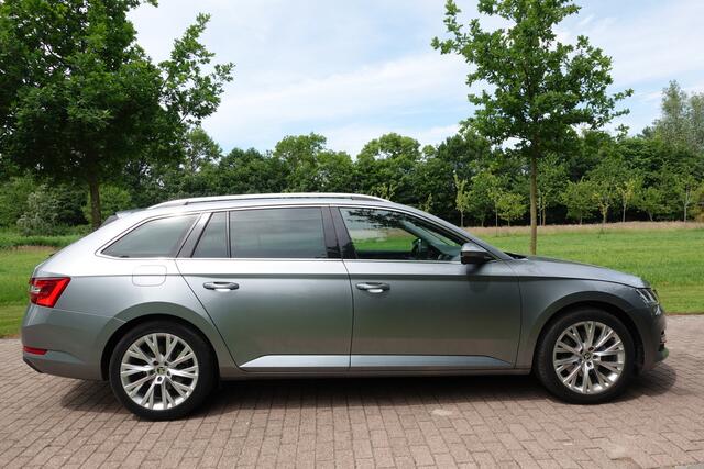 Skoda SUPERB Combi 1.5 TSI ACT Business Edition Plus | Stoelverwarming | Stuurwiel verw. | CarPlay | Camera |