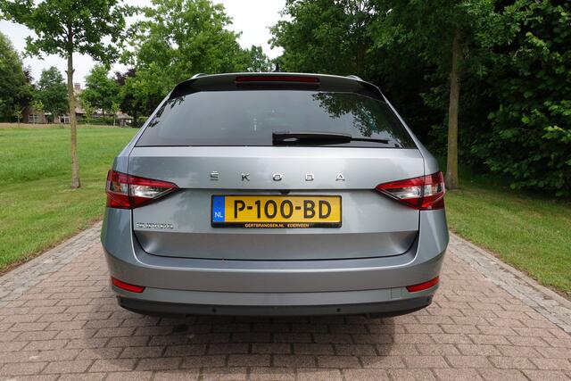 Skoda SUPERB Combi 1.5 TSI ACT Business Edition Plus | Stoelverwarming | Stuurwiel verw. | CarPlay | Camera |
