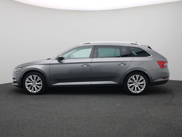 Skoda SUPERB Combi 1.4 TSI iV Business Edition Plus 218PK DSG Adaptieve Cruise Controle, Achteruitrijcamera, Matrix-LED verlichting, Volleder, Memorystoel, Keyless, Navi, Trekhaak, 18" LM Velgen
