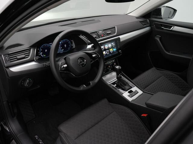 Skoda SUPERB Combi Business Edition Plus 1.5 TSI 150 pk DSG | Navigatie | Stoelverwarming | Parkeersensoren | Cruise Control