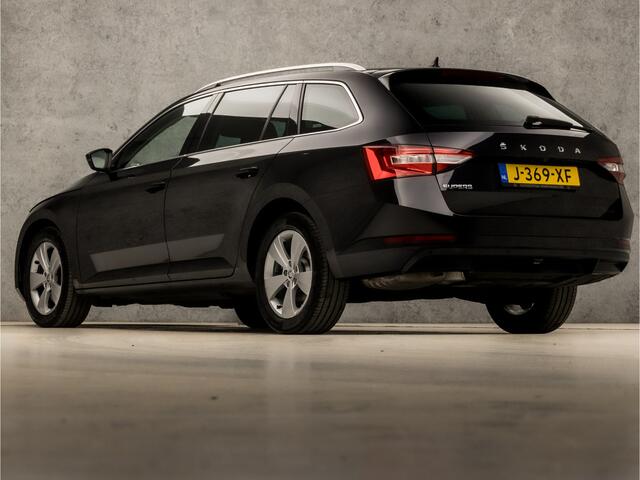 Skoda SUPERB Combi 1.5 TSI ACT Sport Deluxe 150Pk Automaat (APPLE CARPLAY, GROOT NAVI, CAMERA, STOELVERWARMING VOOR/ACHTER, MEMORY SEATS, ADAPTIVE CRUISE, CANTON AUDIO, ELEK ACHTERKLEP, GETINT GLAS, NIEUWSTAAT)