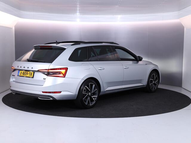 Skoda SUPERB Combi 1.4 TSI iV Sportline Business 218 pk Automaat (DSG) | Verlengde garantie | Navigatie | Panoramadak | Parkeersensoren | Achteruitrijcamera | Elektr. voorstoelen met geheugen | Stoelverwarming v/a |