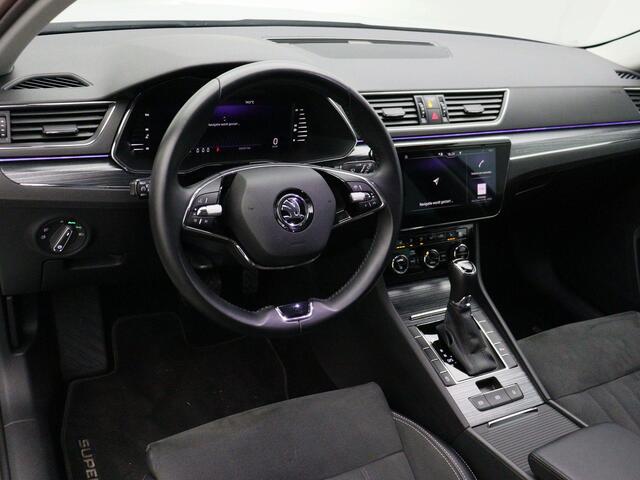 Skoda SUPERB Business Edition Plus 1.5 TSI 150pk DSG Automaat Achteruitrijcamera, Navigatie, Airco, Cruise control, Parkeersensoren, DAB, LED verlichting, App connect, Keyless entry/start