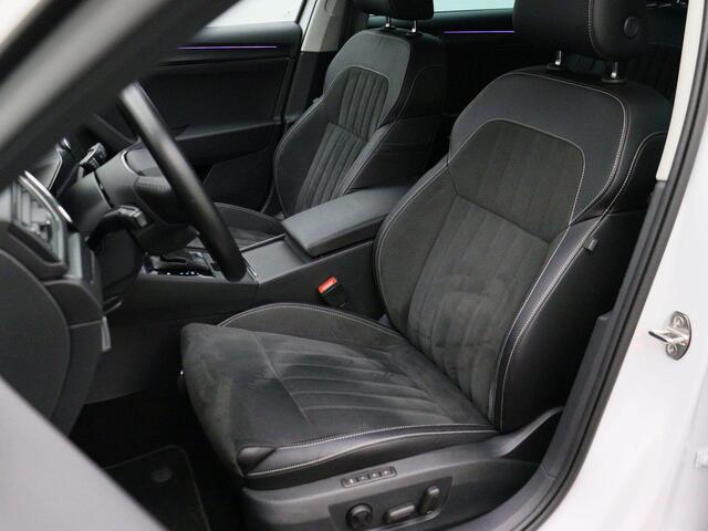 Skoda SUPERB Business Edition Plus 1.5 TSI 150pk DSG Automaat Achteruitrijcamera, Navigatie, Airco, Cruise control, Parkeersensoren, DAB, LED verlichting, App connect, Keyless entry/start
