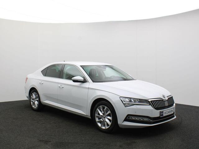 Skoda SUPERB Business Edition Plus 1.5 TSI 150pk DSG Automaat Achteruitrijcamera, Navigatie, Airco, Cruise control, Parkeersensoren, DAB, LED verlichting, App connect, Keyless entry/start