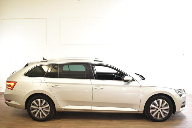 Skoda SUPERB Combi iV 218PK DSG HYBRID BUSINESS VIRTUAL/NAVI/TREKHAAK
