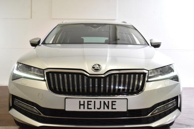 Skoda SUPERB Combi iV 218PK DSG HYBRID BUSINESS VIRTUAL/NAVI/TREKHAAK