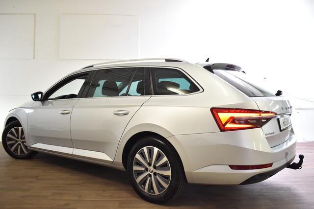 Skoda SUPERB Combi iV 218PK DSG HYBRID BUSINESS VIRTUAL/NAVI/TREKHAAK