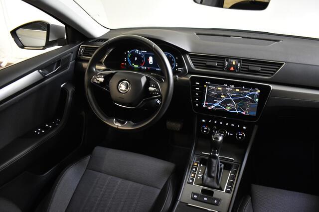 Skoda SUPERB Combi iV 218PK DSG HYBRID BUSINESS VIRTUAL/NAVI/TREKHAAK