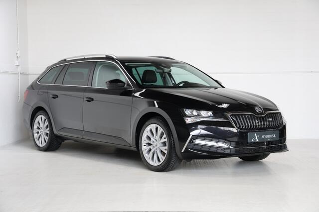 Skoda SUPERB Combi 1.4TSI iV 218PK Business Ed. Plus *NAP/Trekh/Virtual/Stoelvw/Keyless*