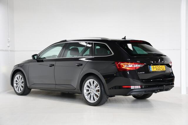 Skoda SUPERB Combi 1.4TSI iV 218PK Business Ed. Plus *NAP/Trekh/Virtual/Stoelvw/Keyless*