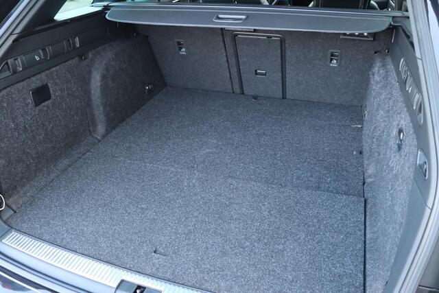 Skoda SUPERB Combi 1.4 TSI iV Laurin & Klement 218pk DSG6