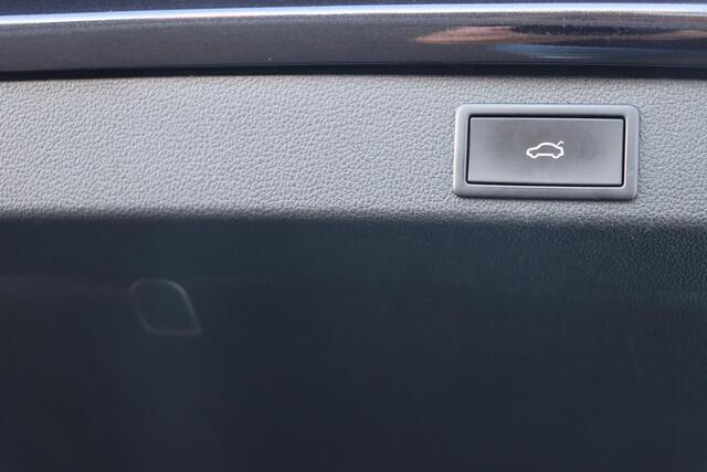 Skoda SUPERB Combi 1.4 TSI iV Laurin & Klement 218pk DSG6