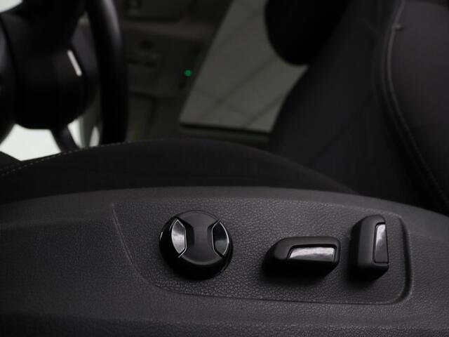 Skoda SUPERB 1.4 TSI iV Business Edition Plus | Panoramadak | Stoel & stuurverwarming | Camera | Memory | Virtual Cockpit | Achterbankverwarming | Carplay | Navigatie | Full LED