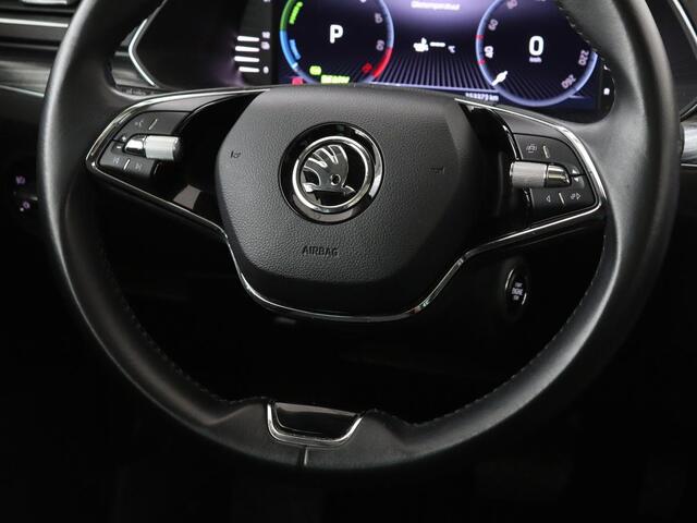 Skoda SUPERB 1.4 TSI iV Business Edition Plus | Panoramadak | Virtual Cockpit | Stoelverwarming | Camera | Carplay | Full LED | Memory | Navigatie | Parkeerhulp