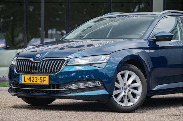 Skoda SUPERB Combi 1.5 TSI DSG Style | Navi | Smartlink | LED | Keyless | Elek. best. stoel | Stoel- Stuurverw.