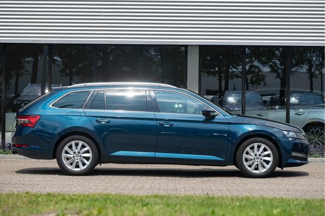 Skoda SUPERB Combi 1.5 TSI DSG Style | Navi | Smartlink | LED | Keyless | Elek. best. stoel | Stoel- Stuurverw.