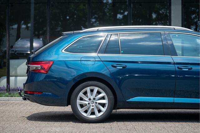 Skoda SUPERB Combi 1.5 TSI DSG Style | Navi | Smartlink | LED | Keyless | Elek. best. stoel | Stoel- Stuurverw.