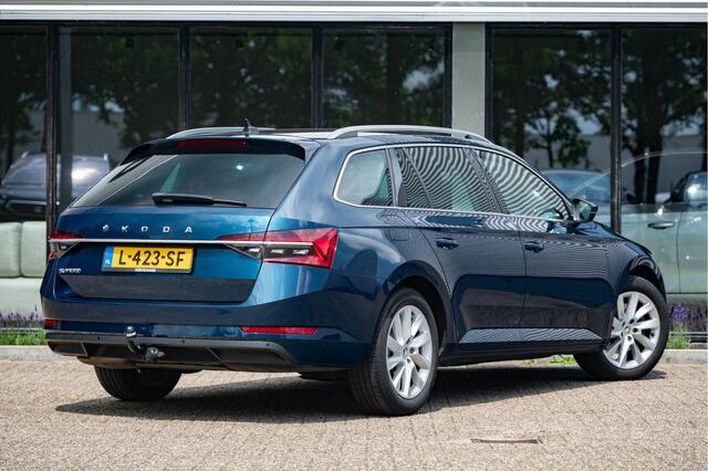 Skoda SUPERB Combi 1.5 TSI DSG Style | Navi | Smartlink | LED | Keyless | Elek. best. stoel | Stoel- Stuurverw.