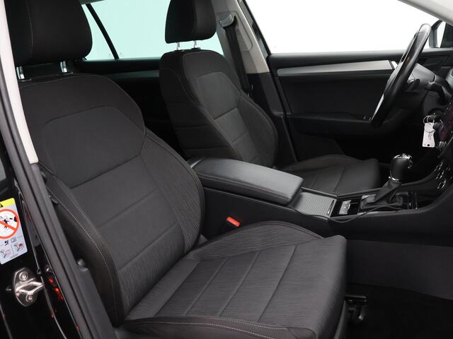 Skoda SUPERB Combi 2.0 TDI 150 PK DSG AUT. + 2000 KG TREKHAAK | CAMERA | APPLE CARPLAY