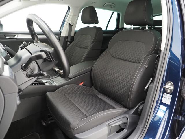 Skoda SUPERB Combi 1.4 TSI iV 218PK | Trekhaak | Virtual | Adaptive Cruise | BLIS | Carplay | DAB |
