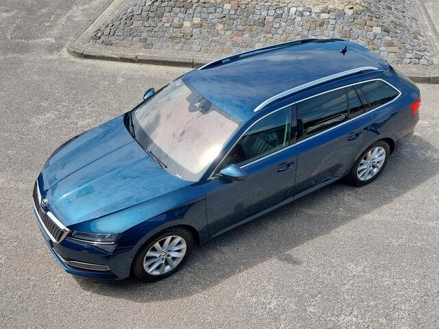 Skoda SUPERB 1.4 TSI iV PHEV 1e EIGENAAR VIRTUAL COCKPIT ADAPT CRUISE CAMERA MEMORY STOEL LEER PARK ASSIST LED NAVI ECC TREKHAAK
