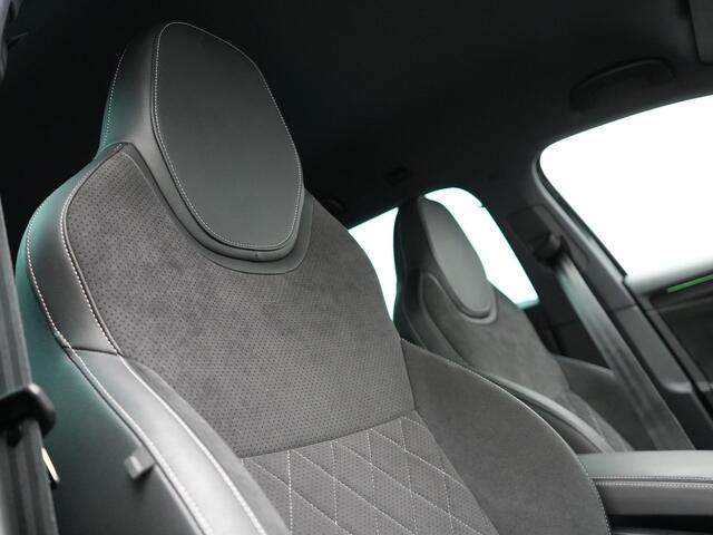 Skoda SUPERB Combi 1.4 TSI iV Sportline Plug In Hybrid 218pk PHEV | Trekhaak af Fabriek | Adaptive Cruise | Alcantara RS Sportstoelen Verwarmd | Canton Audio | 19"L.M | | Chrystal LED | Virtual |