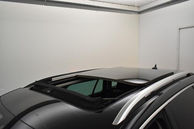 Skoda SUPERB Combi 1.4 TSI iV Business Edition Plus Cam Pano Trekh Virtual Elk Stoelen + Aklep Canton