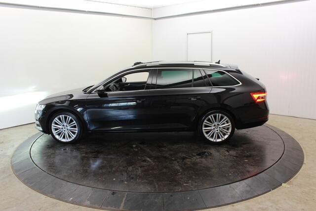 Skoda SUPERB Combi 1.4 TSI iV Business Edition Plus Cam Pano Trekh Virtual Elk Stoelen + Aklep Canton