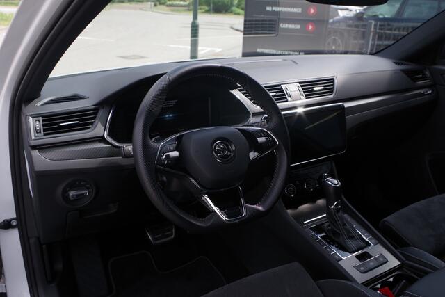 Skoda SUPERB Combi 1.4 TSI iV 218 PK Sportline Bns, Panoramadak, 360° Camera, Memory, 4x Stoelverwarming