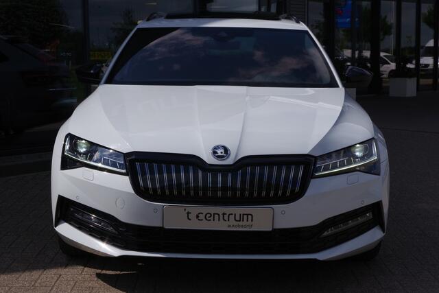 Skoda SUPERB Combi 1.4 TSI iV 218 PK Sportline Bns, Panoramadak, 360° Camera, Memory, 4x Stoelverwarming