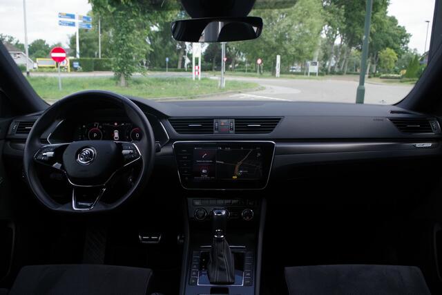Skoda SUPERB Combi 1.4 TSI iV 218 PK Sportline Bns, Panoramadak, 360° Camera, Memory, 4x Stoelverwarming