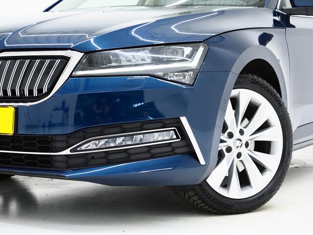 Skoda SUPERB Combi 1.4 TSI iV 218PK | Panoramadak | Trekhaak | Canton | 360 | Keyless | Adaptive Cruise | Carplay