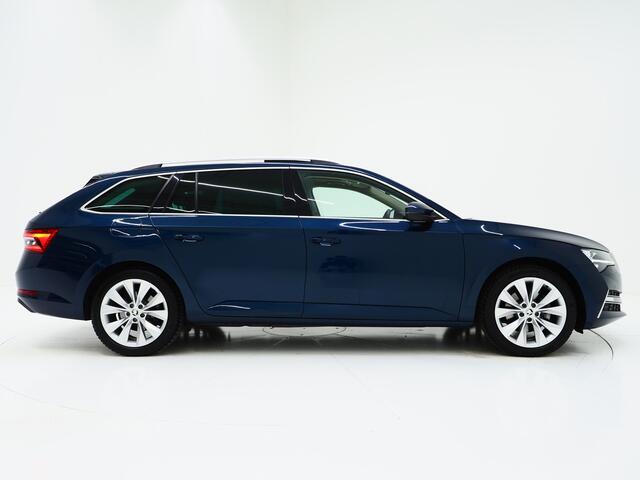 Skoda SUPERB Combi 1.4 TSI iV 218PK | Panoramadak | Trekhaak | Canton | 360 | Keyless | Adaptive Cruise | Carplay