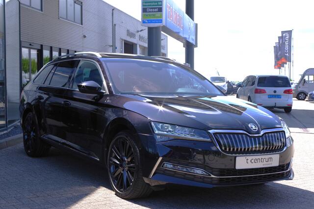 Skoda SUPERB Combi 1.4 TSI iV 218 PK Laurin & Klement PHEV, Leder, Panoramdak, 4 x Stoelverwarming, Camera