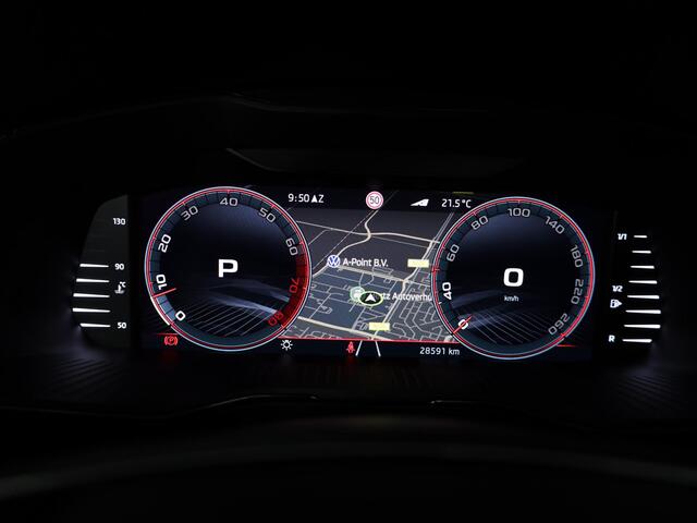 Skoda SUPERB Combi 1.5 TSI ACT Sportline Business 150 pk Automaat (DSG) | Verlengde garantie | Navigatie | Panoramadak | Parkeersensoren | Achteruitrijcamera | Adaptieve cruise control |
