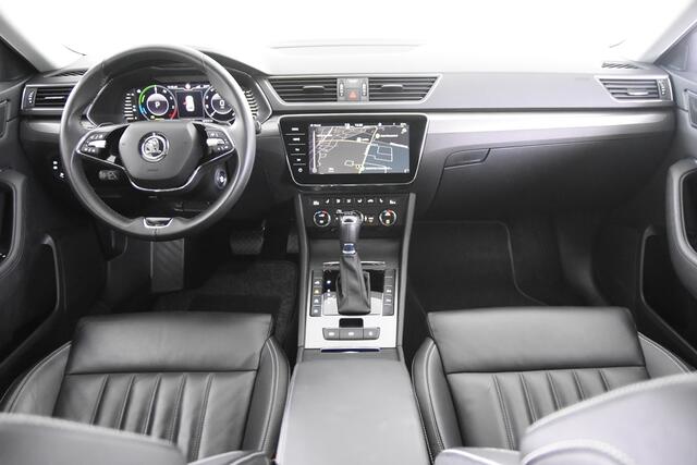 Skoda SUPERB Combi 1.4 TSI iV Hybrid *1ste Eigenaar*360 Camera*Trekhaak*Leer*