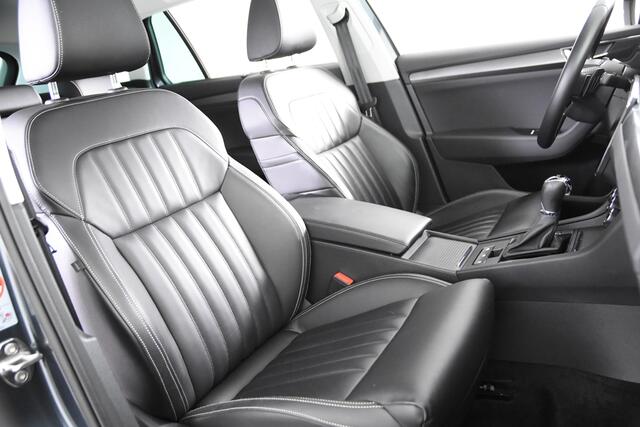 Skoda SUPERB Combi 1.4 TSI iV Hybrid *1ste Eigenaar*360 Camera*Trekhaak*Leer*