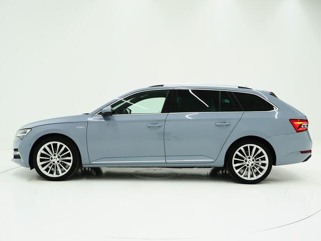 Skoda SUPERB Combi 1.4 TSI iV Laurin & Klement | Panoramadak | Trekhaak | Canton | Keyless | Adaptive Cruise | Carplay