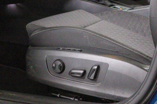 Skoda SUPERB Combi 1.4 TSI iV Business Edition, PHEV, LED, Cruise Control, Navigatie, Apple Carplay, Android Auto