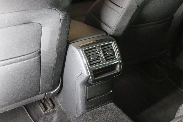 Skoda SUPERB Combi 1.4 TSI iV Business Edition, PHEV, LED, Cruise Control, Navigatie, Apple Carplay, Android Auto