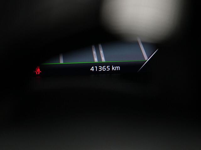 Skoda SUPERB Combi 1.4 TSI 218 pk DSG iV Laurin & Klement | Panoramadak | Leder | Navigatie Columbus | Geheugen-/massagestoel