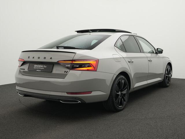 Skoda SUPERB 1.4 TSI iV 155 pk PHEV Sportline Business Edition | 360 camera | Matrix LED koplampen | Adaptieve onderstelregeling (DCC) | Stoel-/achterbankverwarming | Sportstoelen | 18 inch