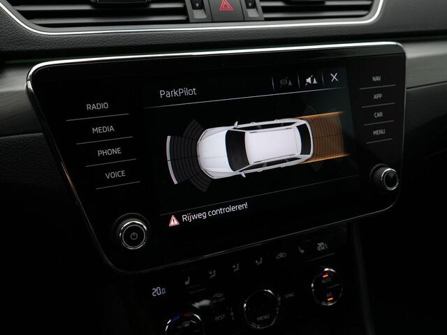 Skoda SUPERB Combi 1.4 TSI 150 pk DSG Style Business | Trekhaak | Geheugenstoel | Canton | Navigatie | Adaptive Cruise | Carplay