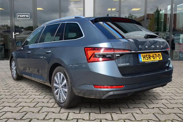 Skoda SUPERB Combi 1.4 TSI iV Business Edition Plus | Trekhaak | ACC | Camera |